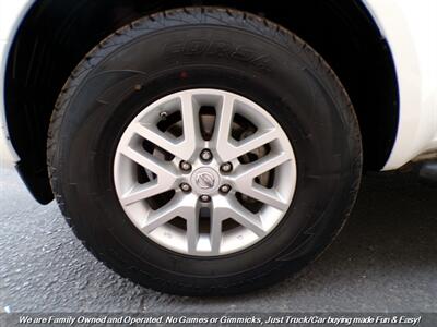 2018 Nissan Frontier Crew Cab SV   - Photo 35 - Mesa, AZ 85202