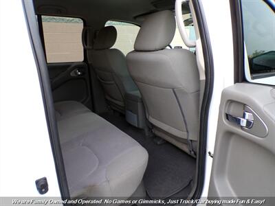 2018 Nissan Frontier Crew Cab SV   - Photo 24 - Mesa, AZ 85202