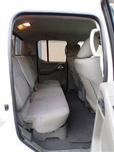 2018 Nissan Frontier Crew Cab SV   - Photo 23 - Mesa, AZ 85202