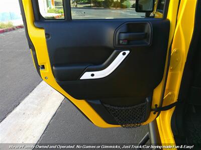 2015 Jeep Wrangler Unlimited X   - Photo 16 - Mesa, AZ 85202