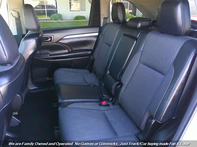 2017 Toyota Highlander LE Plus   - Photo 20 - Mesa, AZ 85202