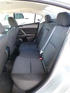 2011 Mazda Mazda3 i Touring   - Photo 18 - Mesa, AZ 85202
