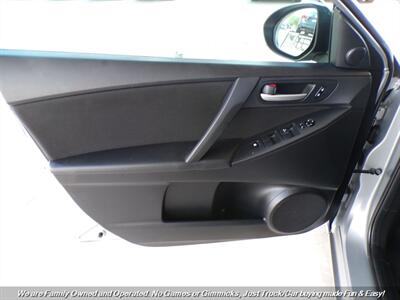 2011 Mazda Mazda3 i Touring   - Photo 10 - Mesa, AZ 85202