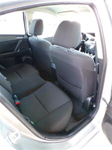 2011 Mazda Mazda3 i Touring   - Photo 20 - Mesa, AZ 85202
