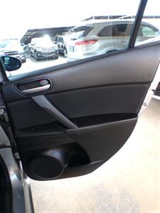 2011 Mazda Mazda3 i Touring   - Photo 21 - Mesa, AZ 85202