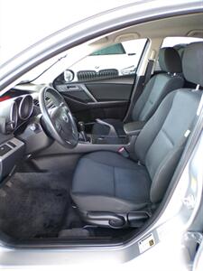2011 Mazda Mazda3 i Touring   - Photo 14 - Mesa, AZ 85202