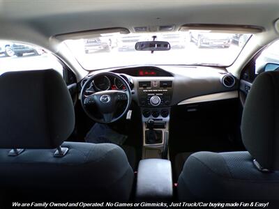 2011 Mazda Mazda3 i Touring   - Photo 27 - Mesa, AZ 85202