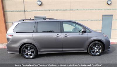 2015 Toyota Sienna SE 8-Passenger - Photo 5 - Mesa, AZ 85202