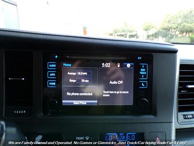 2015 Toyota Sienna SE 8-Passenger - Photo 42 - Mesa, AZ 85202