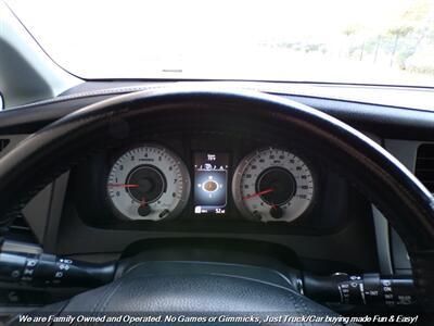 2015 Toyota Sienna SE 8-Passenger - Photo 11 - Mesa, AZ 85202