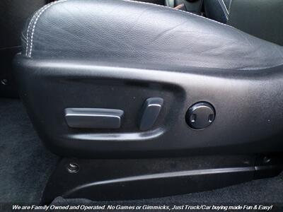 2015 Toyota Sienna SE 8-Passenger - Photo 18 - Mesa, AZ 85202