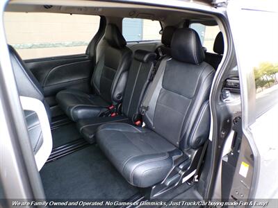 2015 Toyota Sienna SE 8-Passenger - Photo 22 - Mesa, AZ 85202