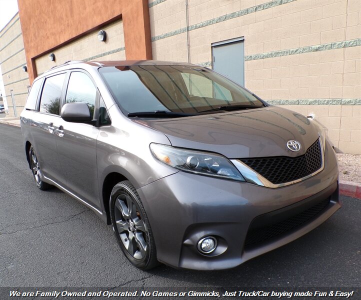 2015 Toyota Sienna SE 8-Passenger   - Photo 1 - Mesa, AZ 85202