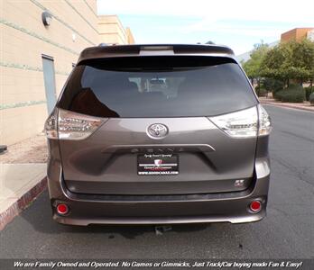 2015 Toyota Sienna SE 8-Passenger - Photo 4 - Mesa, AZ 85202