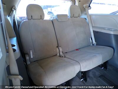 2017 Toyota Sienna L 7-Passenger - Photo 21 - Mesa, AZ 85202