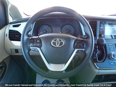 2017 Toyota Sienna L 7-Passenger - Photo 13 - Mesa, AZ 85202