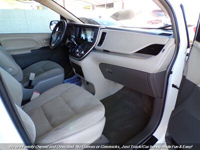 2017 Toyota Sienna L 7-Passenger - Photo 27 - Mesa, AZ 85202