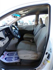 2017 Toyota Sienna L 7-Passenger - Photo 15 - Mesa, AZ 85202