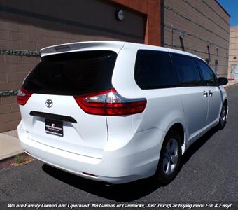 2017 Toyota Sienna L 7-Passenger - Photo 6 - Mesa, AZ 85202