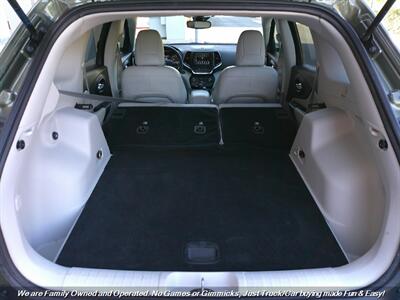 2021 Jeep Cherokee Latitude Plus   - Photo 10 - Mesa, AZ 85202
