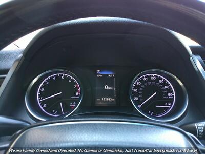 2020 Toyota Camry SE   - Photo 10 - Mesa, AZ 85202