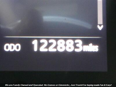 2020 Toyota Camry SE   - Photo 11 - Mesa, AZ 85202