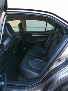 2020 Toyota Camry SE   - Photo 20 - Mesa, AZ 85202