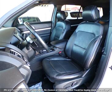 2017 Ford Explorer XLT   - Photo 12 - Mesa, AZ 85202