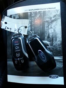 2017 Ford Explorer XLT   - Photo 45 - Mesa, AZ 85202