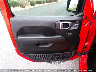 2020 Jeep Wrangler Sahara Altitude   - Photo 13 - Mesa, AZ 85202