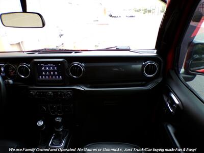 2020 Jeep Wrangler Sahara Altitude   - Photo 32 - Mesa, AZ 85202