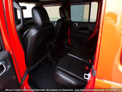 2020 Jeep Wrangler Sahara Altitude   - Photo 19 - Mesa, AZ 85202