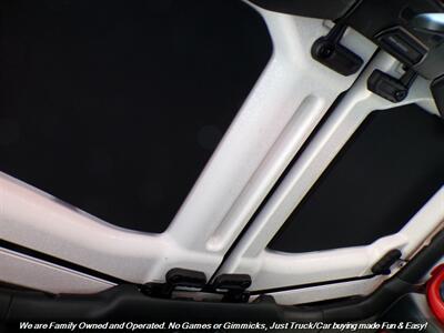 2020 Jeep Wrangler Sahara Altitude   - Photo 43 - Mesa, AZ 85202