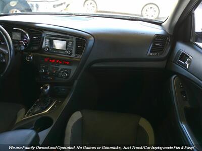 2012 Kia Optima SX Turbo   - Photo 35 - Mesa, AZ 85202