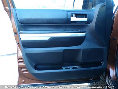 2016 Toyota Tundra CrewMax SR5 4X4   - Photo 13 - Mesa, AZ 85202