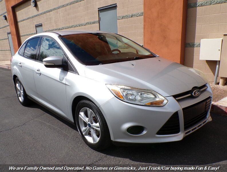 2014 Ford Focus SE   - Photo 1 - Mesa, AZ 85202