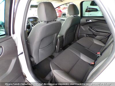 2014 Ford Focus SE - Photo 17 - Mesa, AZ 85202