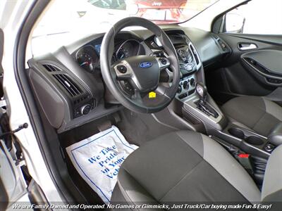 2014 Ford Focus SE - Photo 13 - Mesa, AZ 85202
