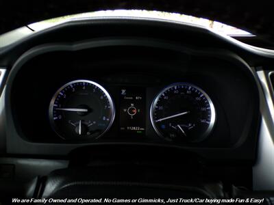 2019 Toyota Highlander XLE   - Photo 11 - Mesa, AZ 85202