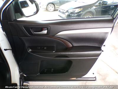 2019 Toyota Highlander XLE   - Photo 34 - Mesa, AZ 85202