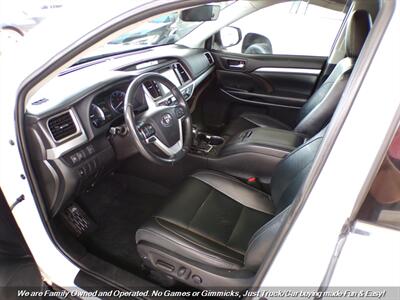 2019 Toyota Highlander XLE   - Photo 15 - Mesa, AZ 85202