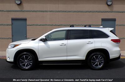 2019 Toyota Highlander XLE   - Photo 5 - Mesa, AZ 85202