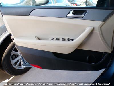 2017 Hyundai SONATA SE - Photo 11 - Mesa, AZ 85202