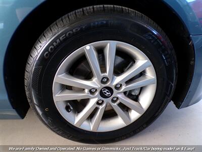 2017 Hyundai SONATA SE - Photo 35 - Mesa, AZ 85202
