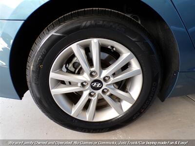 2017 Hyundai SONATA SE - Photo 34 - Mesa, AZ 85202