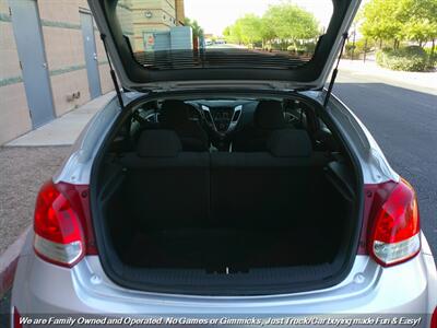2017 Hyundai VELOSTER   - Photo 9 - Mesa, AZ 85202