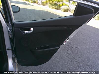 2017 Hyundai VELOSTER   - Photo 29 - Mesa, AZ 85202