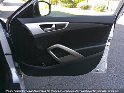 2017 Hyundai VELOSTER   - Photo 25 - Mesa, AZ 85202