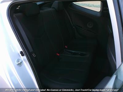 2017 Hyundai VELOSTER   - Photo 28 - Mesa, AZ 85202
