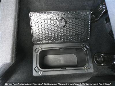 2017 RAM 1500 Crew Cab Big Horn 4X4   - Photo 25 - Mesa, AZ 85202